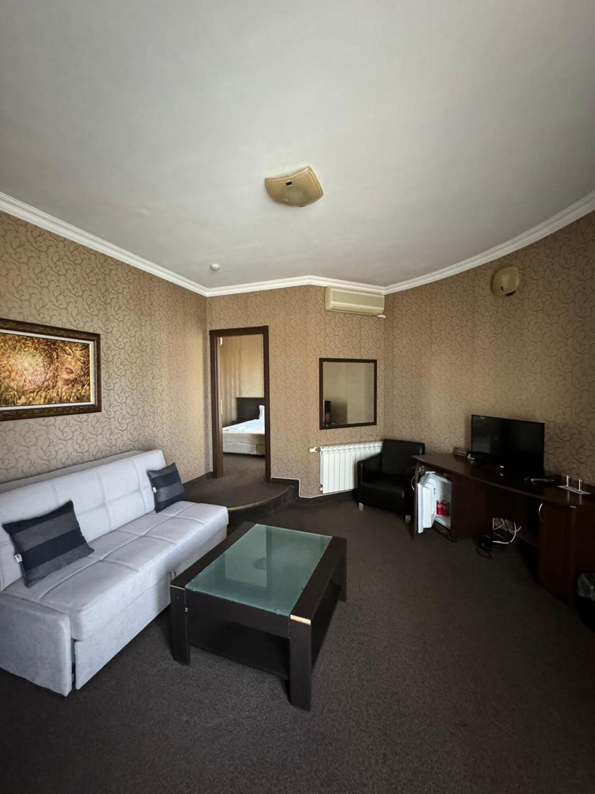 Hotel-restaurant Almond Karlovo Extérieur photo